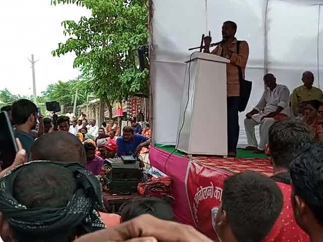 सुपौल: #कोसी नदी के कटाव को लेके लोगो ने की धरना प्रदर्शन #betiya manc
