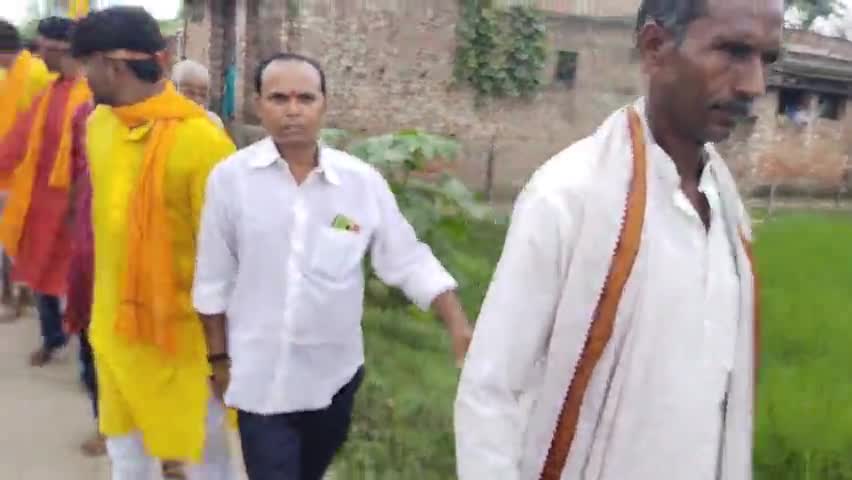 नौहट्टा: कलस यात्रा धरहरा में कलस्थापान के शुभ अवसर पर #मांदुर्गा