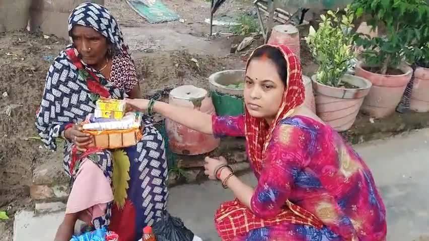 संस्था में प्रतिदिन की भांति आज भी राशन वितरण का कार्यक्रम किया गया जिसमें वृद्ध विकलांग असहाय लोगों को राशन किट समर्पित की गई।
#द_इमर्जिंग_इंडिया_फाउंडेशन
#हिमांशु