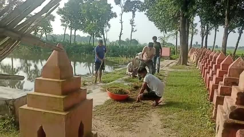 #SevaPakhwada सासामुसा  मंडल के  तिवारी मटिहनिया स्थित सरोवर पर स्वच्छता ,श्रमदान और वृक्षारोपण   उभय तिवारी जी,मदनमोहन तिवारी जी,अमरीश कुमार, गोलू शुक्ला, नीरज मिश्रा सहित प्रमुख कार्यरताओं के साथ किया ।