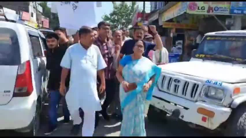 दिनेशपुर-अंकिता हत्याकांड से गुस्साए कांग्रेसी कार्यकर्ताओं ने किया पुतला दहन। #ankitademandsjustice #dineshpurnews