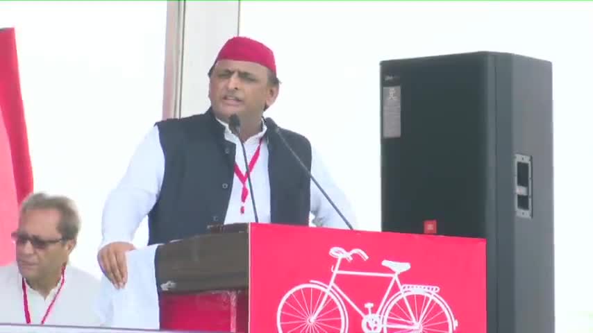 😳🙄इलेक्शन कमीशन ने बीजेपी के इशारे सपा के वोटरों के वोटर लिस्ट से नाम काटे! #hdnews