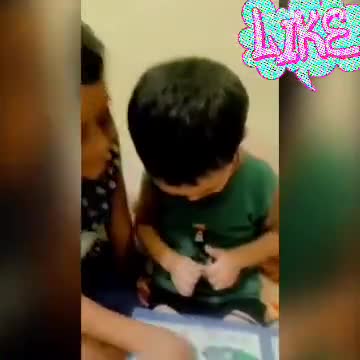 छोटी बच्ची की मनमोहक याद करने का तरीका देखिए।C फॉर cat नही बिल्ली #child
