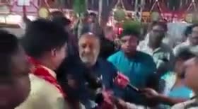 कोल: महाराजा अग्रसेन जी के अपमान को लेकर भाजपा नेता राजीव अग्रवाल जी का गुस्सा फूटा
#trendinghindinews #viralvedio