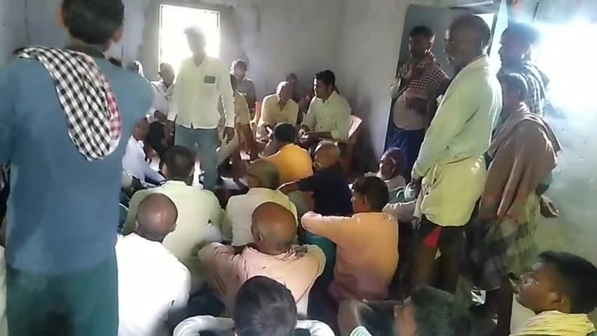 दुर्गावती: #2 अक्टूबर गांधी जयंती के शुभ उपलक्ष पर ग्राम अखिनी के पंचायत भवन पर 1 ग्राम सभा आहूत की गई थी ।