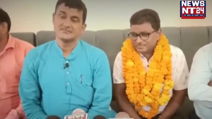 फार्मासिस्ट की विदाई पर भावुक हुआ स्टाफ नम आंखों से की गई विदाई

#newsnt24 #pharmaceutical #Pharmacy #Basti #Viral