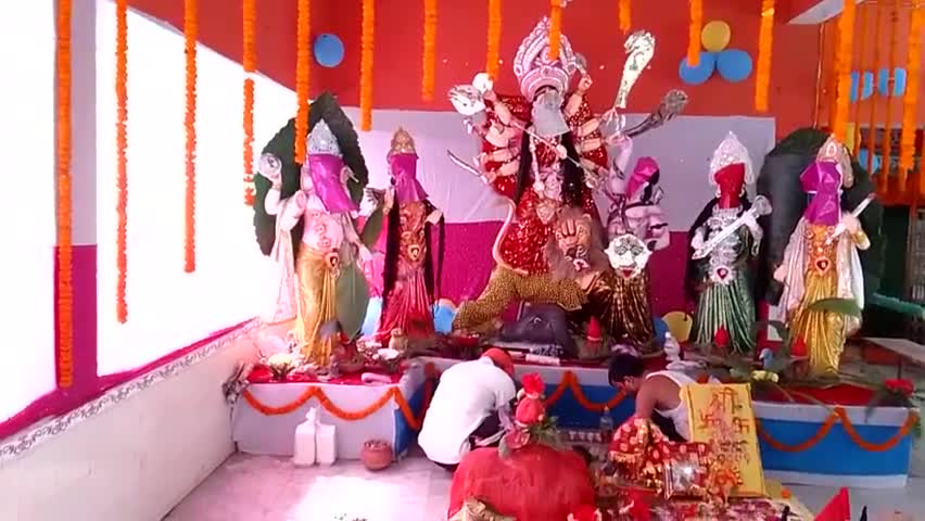 श्री रूप कला पूजा समिति:- आज ही शाम को 5:00 बजे मां के प्रतिमा का समस्त श्रद्धालुओं के लिए पट खोला जाएगा जिसमें आप सभी भक्तगण सादर आमंत्रित हैं।
#मुबारकपुर_पुरानी_बाजार
