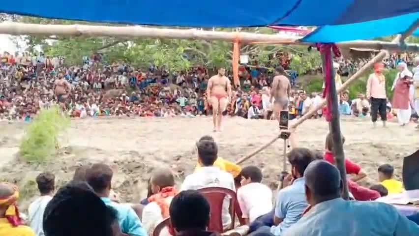 नावकोठी: #वृंदावन वृंदावन दुर्गा पूजा समिति के द्वारा किया गया कुश्ती का आयोजन #vrindavan #nawkothi #begusarai_khagaria