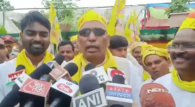 #देवरिया पहुचे #ओमप्रकाश #राजभर #सपा से गठबंधन पर बोले कभी-कभी जहर जानकर खाना पड़ता है।#भाजपा का किया #तारीफ।