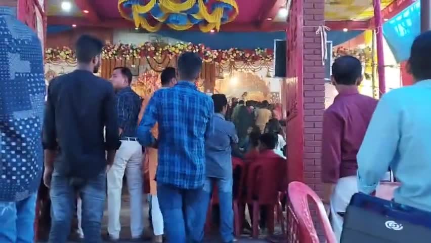 त्रिवेणीगंज: दुर्गा मंदिर त्रिवेणीगंज।
last day of Durga puja triveniganj
#triveniganjnews #triveniganj
