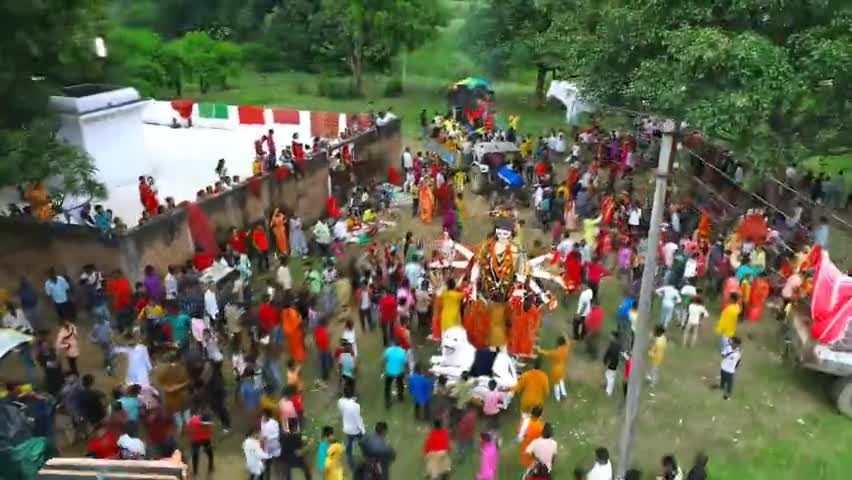 मनगवां: मनगवां ।माता रानी के जयकारों से गूंज उठा मनगवां हुआ भव्य विशर्जन। #rewanews