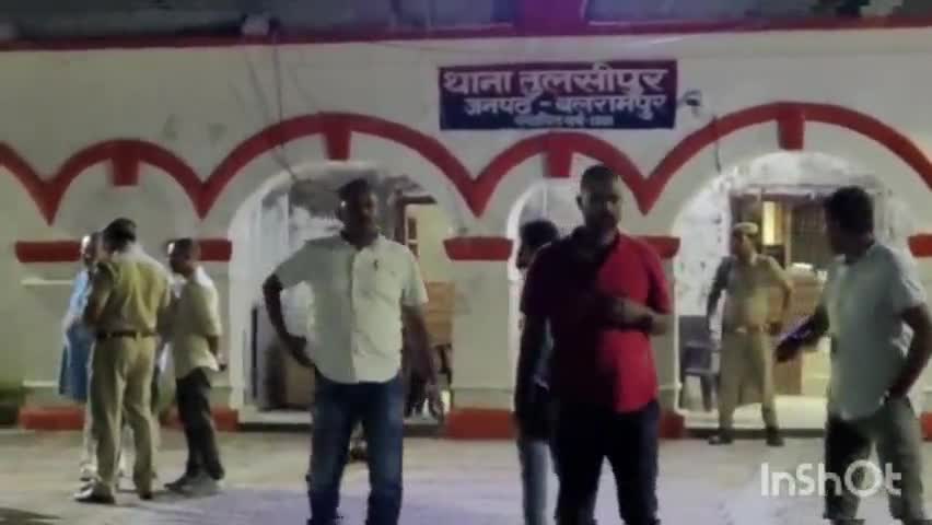 बलरामपुर:उदय टावर के मालिक पर अज्ञात हमलावरों ने चलाया गोली#उदय टावर# गोली कांड#अज्ञात बदमाशों ने चलाया गोली