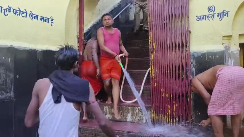 #राजगीर कुंड की रोज पंडा समिति करती है सफाई आरोप बिल्कुल गलत है: पंडा समिति सदस्य ने कहा