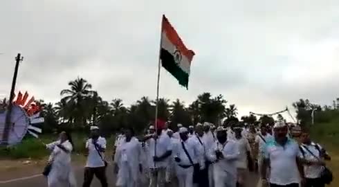 🇮🇳Bharat Jodo Yatra Day - 33
(Tumkur, Karnataka)  #hdnews