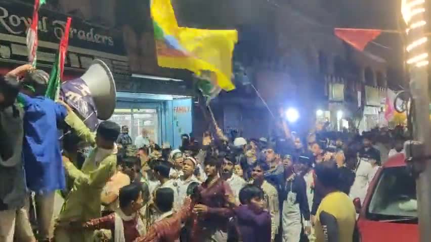 अमरोहा: 65 सालों से अमरोहा में निकल रहा है जश्न ए मिलादुन्नबी का जुलूस 
#amrohanews #amrohakhabar #eidmilad