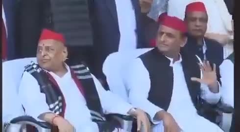 #mulayamsinghyadav #rip
#akhileshyadav #samajwadiparti #politicalnews #akhileshyadavsamajvadi879 #yuvasangthan
