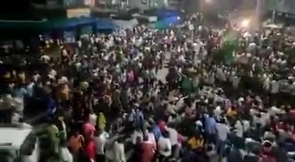 कांग्रेस नेता अनंत पटेल पर हमले के बाद आदिवासी समाज के लोग पूरे  #गुजरात में जगह जगह #भाजपा_सरकार के  खिलाफ़ भारी संख्या में प्रदर्शन कर रहे हैं ।
🇮🇳🇮🇳🇮🇳