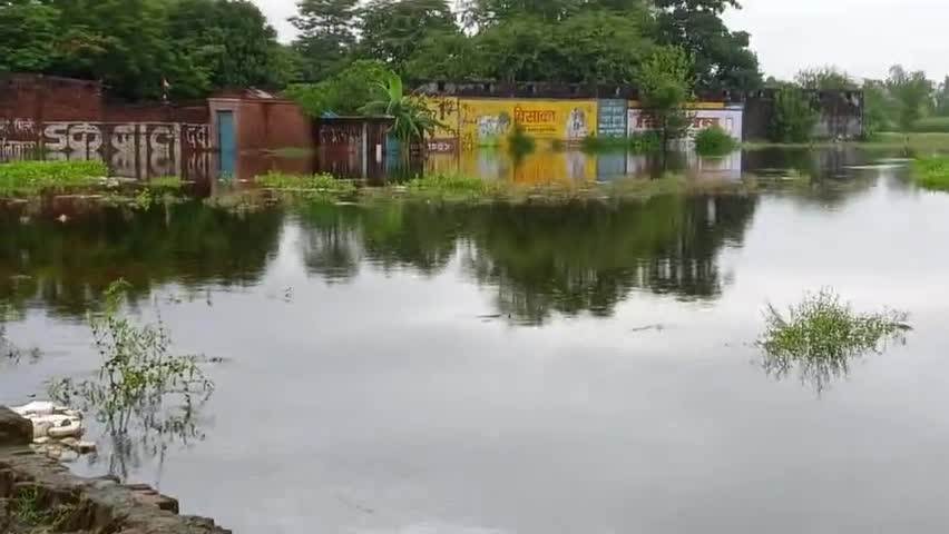 पूरनपुर: Puranpur.. karbala per Pani bahut bhara #puranpurnews