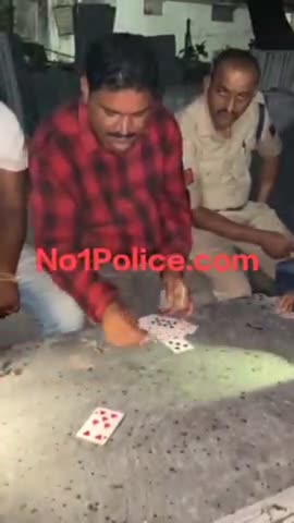 बैतूल जुआरी प्रधान आरक्षक का वीडियो वायरल,निलंबित
#betulwood #betul #betulmp #bjpfails #bjpup #bjp #congresss #congress