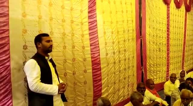 #मिशन 
समाज के उत्थान के लिए....
समाज को #संबोधित करते हुए। 
#पूर्व_लोकसभा_प्रत्याशी
 #बृजेश_प्रजापति