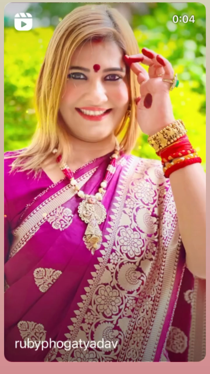 मैं, गीता को ग्रंथ ही नहीं बल्कि जीवन जीने का संविधान मानती हूँ, यदि ईमानदारी से बात समझ नहीं आये, तो समझाने के लिये युद्ध भी करती हूँ।
#जय_श्रीकृष्णा !
#रूबी_फोगाट_यादव