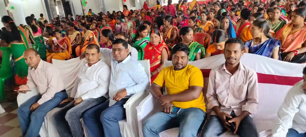 अखिल झारखंड महिला संघ के जिला सम्मेलन में शामिल हुए मांडू विधानसभा प्रभारी श्री #तिवारी_महतो जी।
स्थान- पटेल छात्रावास,