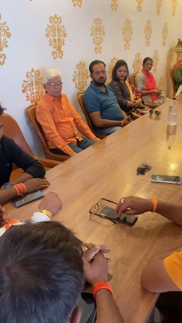 करनी सेना की बैठक पूजा पैलेस में सम्पन्न हुई #thakur