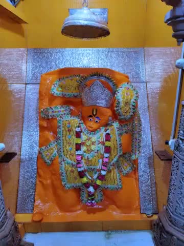 Rudawal - आज हनुमान मंदिर रुदावल में चांदी की टाइल्स लग गई है 
#rudawal
#rudawal