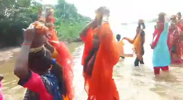 मोहनपुर प्रखंड पंचायत+ ग्राम अम्कोला में लक्ष्मी नारायण महायज्ञ के जल यात्रा में शामिल हुऐ
#जय_श्रीराम prem kumar