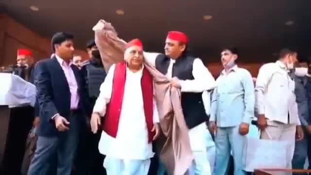 #नेताजी आपके हर सपने को पूरा करेंगे, आपके पुत्र श्री #अखिलेश_यादव_जी।🙏