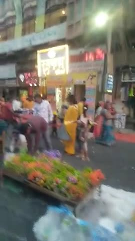 श्रीडूंगरगढ़: bikaner दिवाली की शॉपिंग पुलिस घोड़ों पर कर रही है गस्त ﻿#primeminister