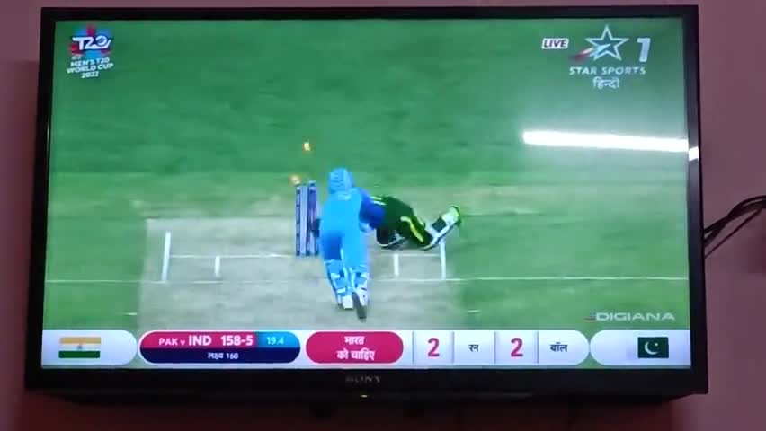 बधाई हो भारत!

भारत ने पाकिस्तान को #T20WorldCup2022 के रोमांचक मुकाबले में 4 विकेट से करारी शिकस्त देकर समूचे राष्ट्र को गौरवान्वित किया है।