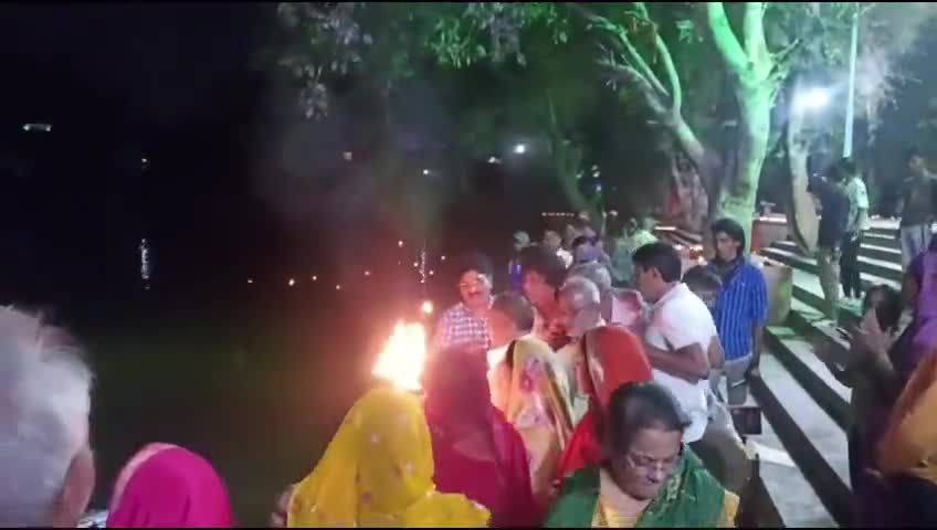 || लाखोटिया मे हुआ भव्य दीपोत्सव || 
श्रीमान रहे मौजूद
 #pali #palinews #rajaathan #ashokgehlot #deepawali #diwali