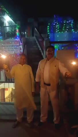 24/10/2022 #happydeepawali 
       आज दीपावली का त्यौहार खुशियों का रंगगोलियों का त्यौहार अपने बच्चों के साथ अपने करीबी परिवार में कई जगह जाना हुआ।
 उसमें हमारे मुंह बोले बड़े भाई मशहूर बिहार प्रदेश के ऑर्थोपेडिक सर्जन आर के आर्थो आश्रम के