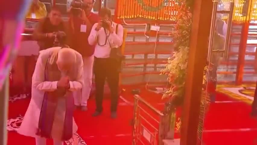 पीएम मोदी ने अयोध्या में श्री रामलला के दर्शन और पूजन किए, #अयोध्या में भव्य दीपोत्सव में शमिल हुए। #pmmodi #diwali2022
