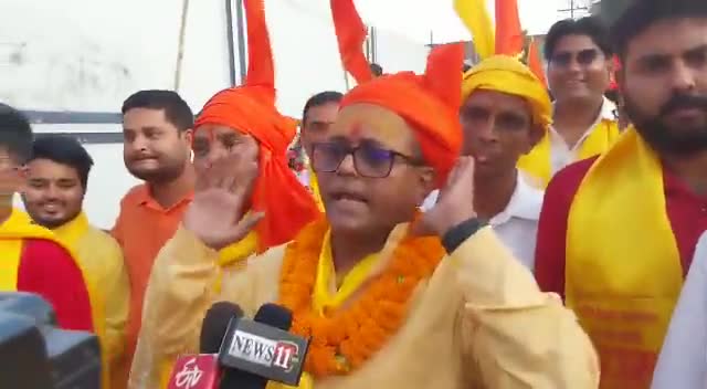आज चित्रगुप्त पूजा की शोभा यात्रा भव्य तरीके से गिरिडीह परिवार के द्वारा निकाली गयी जिसमें हजारों की संख्या मे चित्रांश समाज के परिवार मौजूद थे।
#Giridih #deepakprkash #Babulmarandi #BJPJharkhand #bjpgiridih #anpuenadevi #mahaveersingh