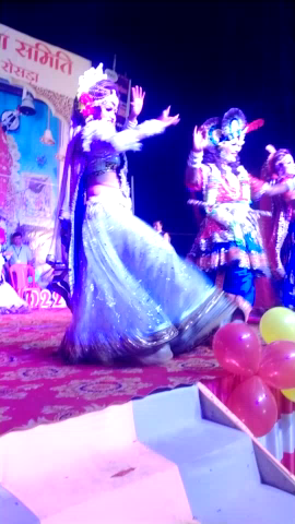 रोसड़ा: #रोसड़ा के पुरानी बस स्टैंड प्रभु ठाकुर मुहल्ला माँ काली पूजा समिती वार्ड नं 10 में वृंदावन झाकी,,,,,,,,,,,,,,