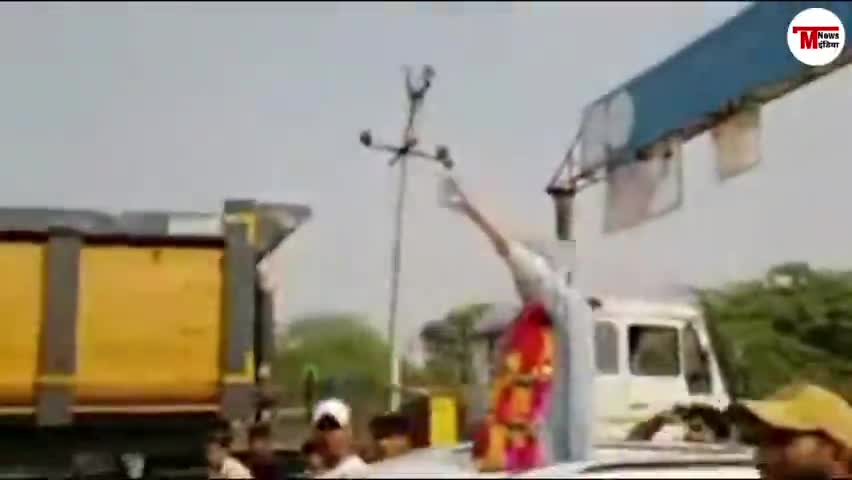 Neha Khan के रोड शो ने तोड़ दिए सब रिकार्ड
#Follow_Me
