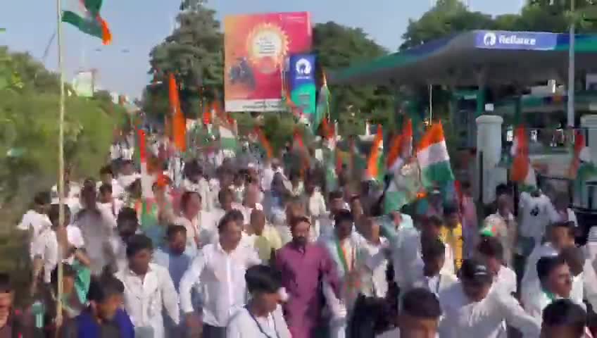भावनगर में शक्ति सिंह गोहिल ने पदयात्रा निकाली!!
#GujaratElections