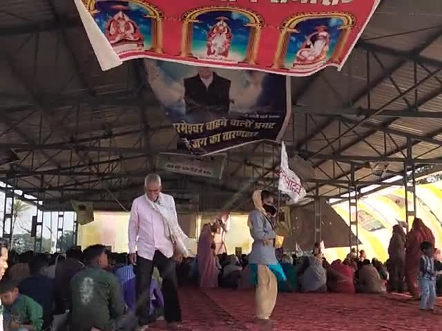 कुंडम: कृषि उपज मंडी, कुंडम में संत रामपाल जी महाराज का सत्संग

#kundam #jabalpur