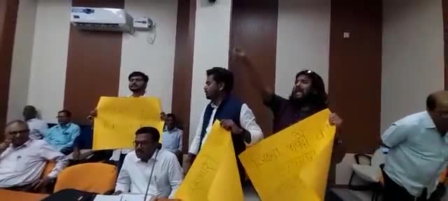 दरभंगा:जिला परिषद सभागार:जनप्रतिनिधियों के अधिकारों के लिए मिथिलावादी ही लड़ सकते हैं।#MSU