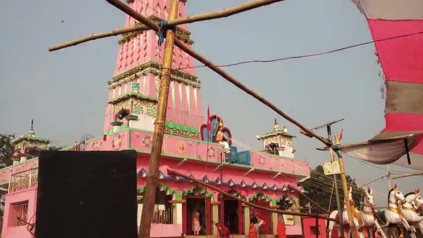 सहार: #Andhari #sahar कार्तिक पूर्णिमा को लेकर अन्धारी सुर्या मन्दिर पे भक्तो की लगी भीड़।।