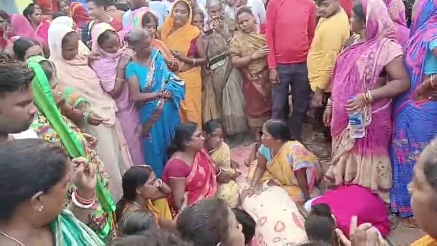 #साइबर थाना के द्वारा #छापामारी के दौरान हेट करमाटांड़ के #कोल्हा मंडल का #मृत्यु हो गया