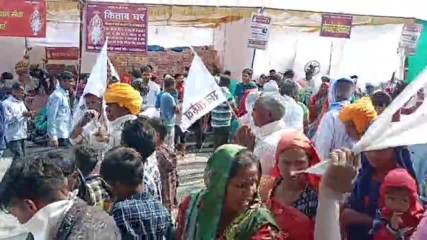लाखों लोग शामिल हुए #दिव्य #धर्म #यज्ञ में