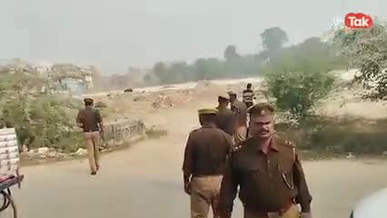 #कानपुर । सोते रहे दरोगा जी अौर चोर पुलिस चौकी से सामान लेकर फरार हो गए। #kanpurnews #uppolice 
#crimecontrol