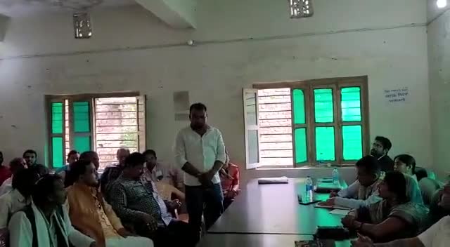 प्रखंड टीपीसी भवन में पंचायत प्रतिनिधियों का हुआ बैठक उपस्थित रहे कई अधिकारी#abpnewshindi #news #supaul #skmp111 #public