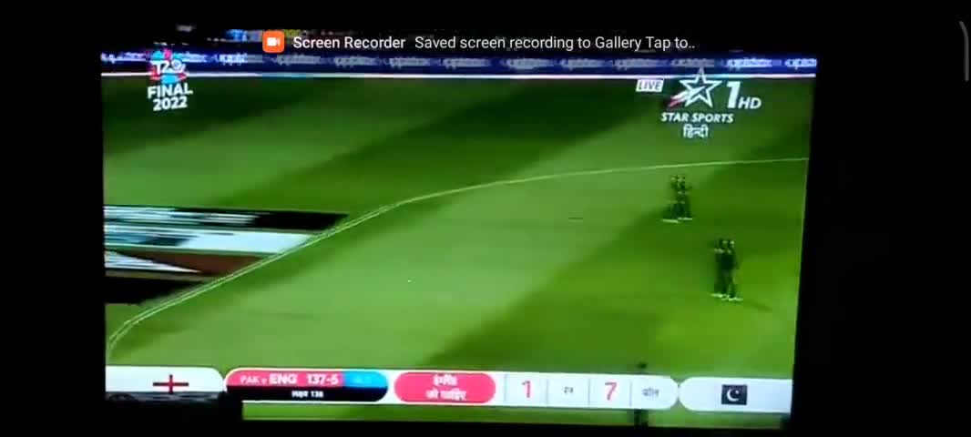 मेलबर्न: इंग्लैंड ने पाकिस्तान को 5 विकेट से हराया
#विश्वकप #क्रिकेट 🏏