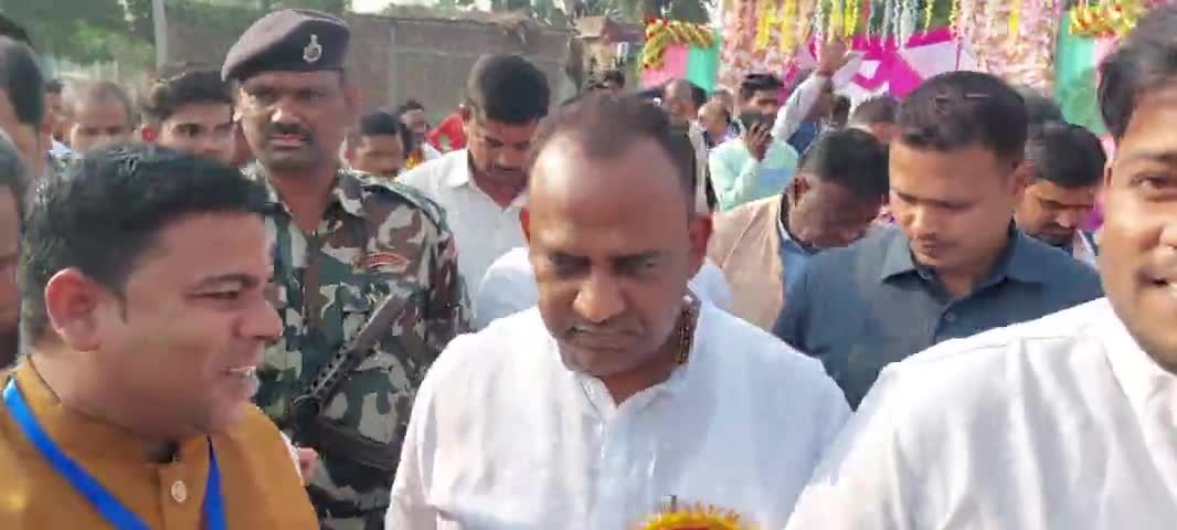 गया_बिहार:- दुसाध महापंचायत में पहुचें #माननीय_कृषि_मंत्री_कुमार_सर्वजीत!किया गया भव्य स्वागत!