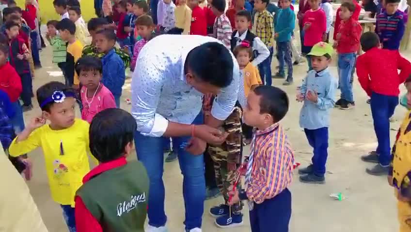 #children’s day (बाल दिवस) पर मिलने पहुंचे विद्यार्थियों से टैलेंट पब्लिक स्कूल #सिवान (#बिहार)