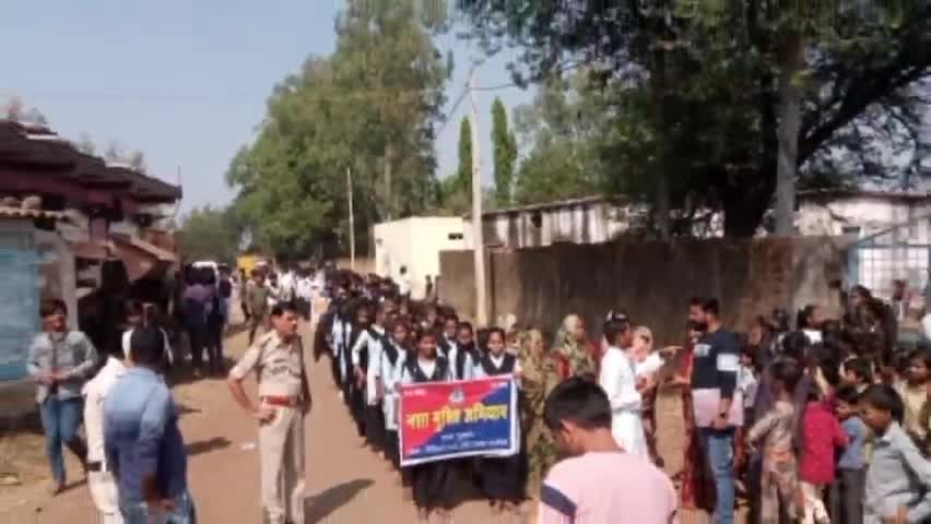 तहसील लटेरी के ग्राम मुरारिया में जन चेतना मंच के द्वारा निकाली गई नशा मुक्ति जागरूकता रैली।
#लटेरी #मुरारिया #जागरूकता
